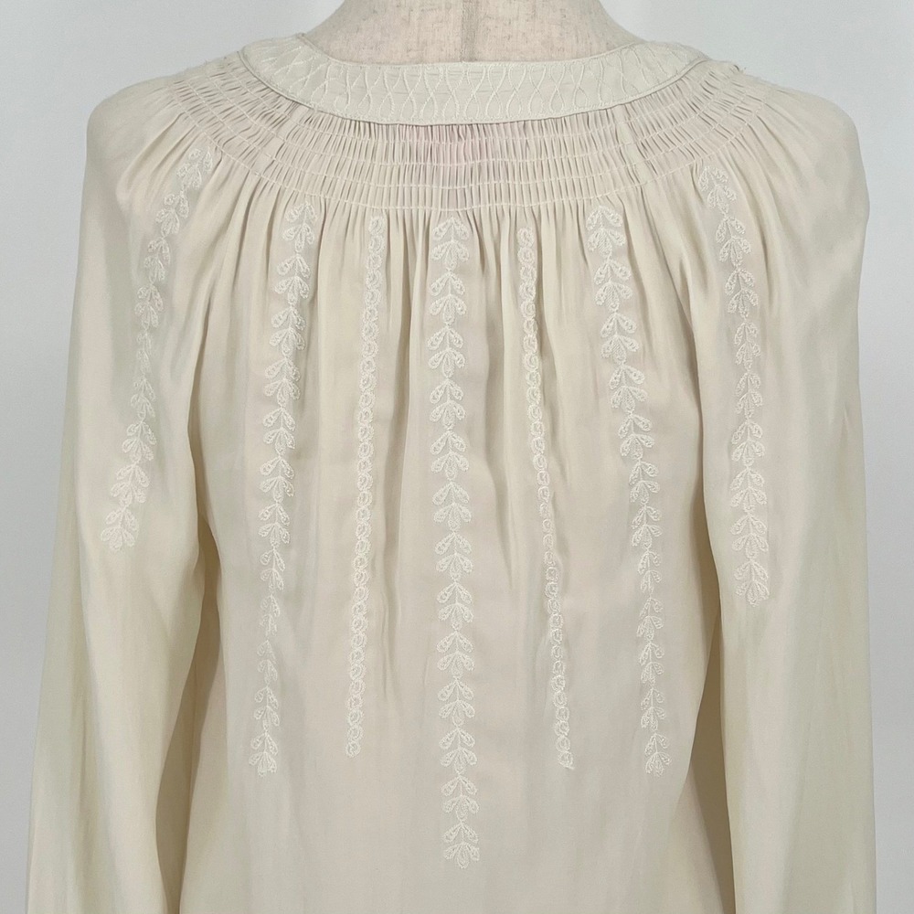 Lilly Pulitzer Women Embroidered Smocked Boho Peasant Blouse Size S Cream Resort - Picture 4 of 13